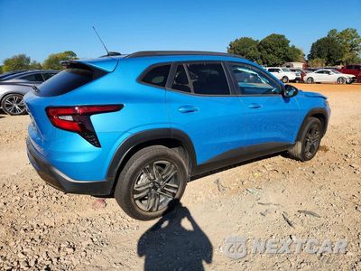 Trzecie zdjęcie samochodu z tyłu: 2026 CHEVROLET TRAX ACTIV VIN:KL77LKEP0TC072355 - miniatura