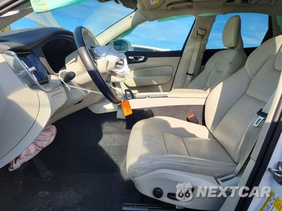 Zdjęcie 7 z 14 samochodu: 2023 VOLVO XC60 PLUS VIN:YV4L12RN6P1294672 - miniatura
