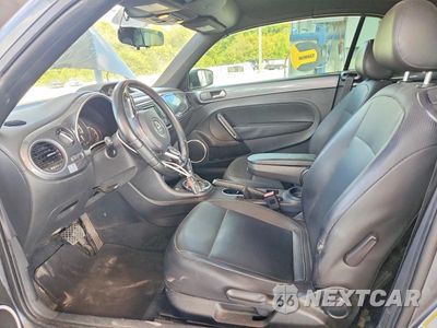 Zdjęcie 7 z 12 samochodu: 2013 VOLKSWAGEN BEETLE VIN:3VW5L7ATXDM813862 - miniatura