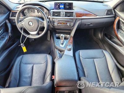 Zdjęcie 8 z 12 samochodu: 2014 BMW 328 I VIN:WBA3A5C56EF605365 - miniatura