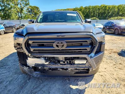 Piąte zdjęcie samochodu w środku: 2026 TOYOTA TACOMA SR5 VIN:3TMLB5JN3TM295157 - miniatura