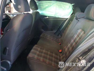Zdjęcie 10 z 13 samochodu: 2015 VOLKSWAGEN GTI VIN:3VW5T7AU8FM102558 - miniatura