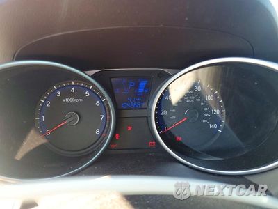 Zdjęcie 9 z 13 samochodu: 2015 HYUNDAI TUCSON SE VIN:KM8JUCAG2FU094806 - miniatura