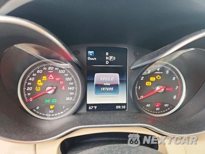 Zdjęcie 9 z 12 samochodu: 2015 MERCEDES-BENZ C 300 VIN:55SWF4JB6FU092658 - miniatura