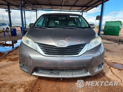 Piąte zdjęcie samochodu w środku: 2014 TOYOTA SIENNA LE VIN:5TDKK3DC3ES438881 - miniatura