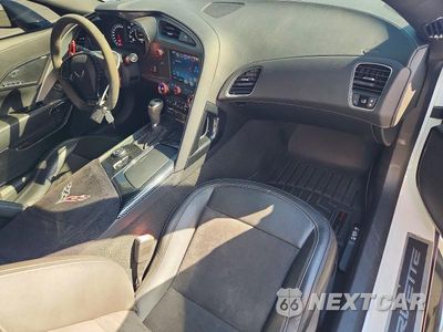 Zdjęcie 8 z 12 samochodu: 2019 CHEVROLET CORVETTE Z06 2LZ VIN:1G1YS2D6XK5605326 - miniatura