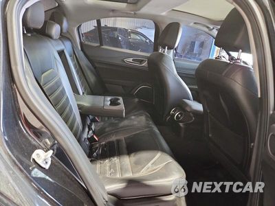 Zdjęcie 10 z 12 samochodu: 2018 ALFA ROMEO GIULIA TI Q4 VIN:ZARFAEEN0J7568420 - miniatura