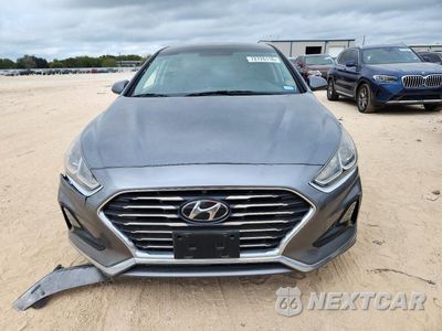 Piąte zdjęcie samochodu w środku: 2019 HYUNDAI SONATA SE VIN:5NPE24AF1KH734498 - miniatura