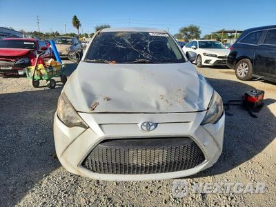 Piąte zdjęcie samochodu w środku: 2019 TOYOTA YARIS L VIN:3MYDLBYV5KY510908 - miniatura