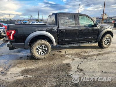 Trzecie zdjęcie samochodu z tyłu: 2017 FORD F150 RAPTOR VIN:1FTFW1RG7HFC90342 - miniatura