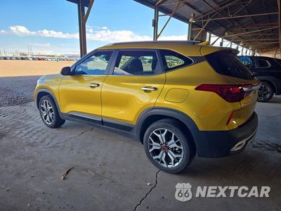 Drugie zdjęcie samochodu z przodu: 2021 KIA SELTOS SX VIN:KNDETCA25M7088636 - miniatura