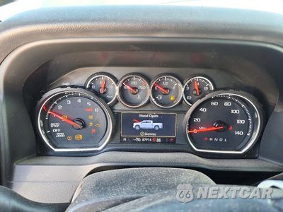 Zdjęcie 9 z 13 samochodu: 2019 CHEVROLET SILVERADO K1500 LT VIN:1GCUYDED4KZ275348 - miniatura