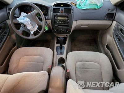 Zdjęcie 8 z 12 samochodu: 2006 KIA SPECTRA EX VIN:KNAFE121765233714 - miniatura