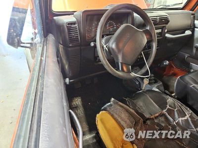 Zdjęcie 8 z 12 samochodu: 2001 JEEP WRANGLER / TJ SPORT VIN:1J4FA49SX1P329150 - miniatura
