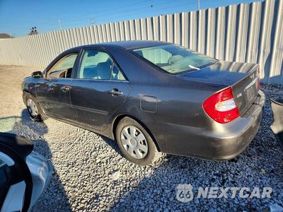 Drugie zdjęcie samochodu z przodu: 2004 TOYOTA CAMRY LE VIN:4T1BE32KX4U830585 - miniatura