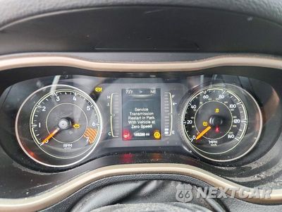 Zdjęcie 9 z 13 samochodu: 2015 JEEP CHEROKEE LATITUDE VIN:1C4PJLCB7FW507316 - miniatura
