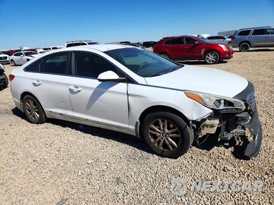 Czwarte zdjęcie samochodu z boku: 2015 HYUNDAI SONATA SE VIN:5NPE24AF0FH140460 - miniatura