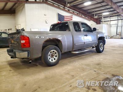 Trzecie zdjęcie samochodu z tyłu: 2013 CHEVROLET SILVERADO K1500 LT VIN:1GCRKSEA1DZ182551 - miniatura