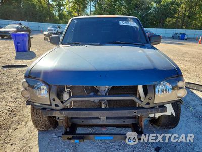 Piąte zdjęcie samochodu w środku: 2002 NISSAN FRONTIER XE-V6 VIN:1N6ED29X32C331174 - miniatura