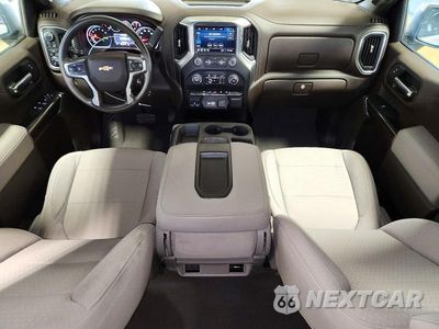 Zdjęcie 8 z 12 samochodu: 2021 CHEVROLET SILVERADO K1500 LT VIN:1GCUYDED9MZ411203 - miniatura