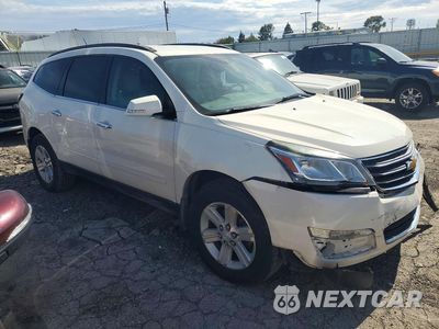 Czwarte zdjęcie samochodu z boku: 2013 CHEVROLET TRAVERSE LT VIN:1GNKVJKD1DJ101622 - miniatura