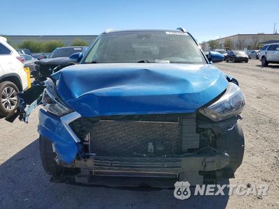 Piąte zdjęcie samochodu w środku: 2021 HYUNDAI TUCSON VALUE VIN:KM8J33A49MU301231 - miniatura