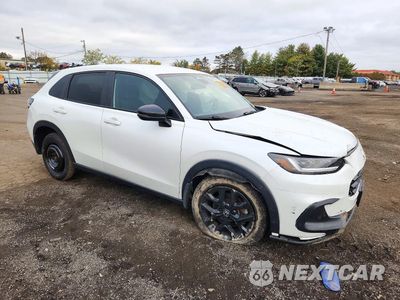 Czwarte zdjęcie samochodu z boku: 2023 HONDA HR-V SPORT VIN:3CZRZ2H59PM734503 - miniatura