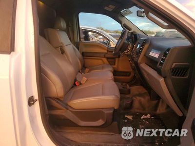 Zdjęcie 10 z 12 samochodu: 2019 FORD F150 VIN:1FTMF1C51KKD84729 - miniatura