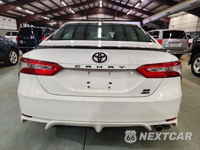 Zdjęcie 6 z 13 samochodu: 2020 TOYOTA CAMRY SE NIGHTSHADE VIN:4T1G11BK8LU017749 - miniatura