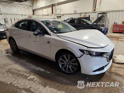 Czwarte zdjęcie samochodu z boku: 2026 MAZDA 3 PREFERRED VIN:JM1BPACL2T1857855 - miniatura