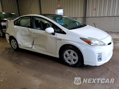 Czwarte zdjęcie samochodu z boku: 2011 TOYOTA PRIUS THREE VIN:JTDKN3DU7B0252520 - miniatura