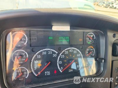 Zdjęcie 8 z 10 samochodu: 2016 FREIGHTLINER M2 106 MED - BUCKET TRUCK VIN:1FVHCYCY2GHHL5690 - miniatura