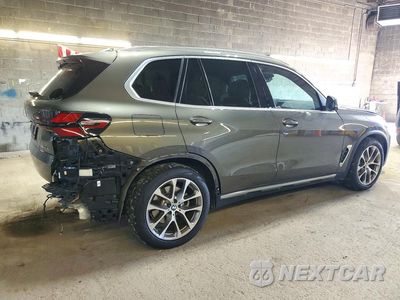 Trzecie zdjęcie samochodu z tyłu: 2025 BMW X5 XDRIVE40I VIN:5UX23EU02S9Z05358 - miniatura
