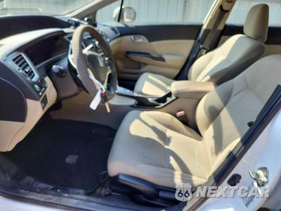 Zdjęcie 7 z 13 samochodu: 2015 HONDA CIVIC LX VIN:19XFB2F53FE111015 - miniatura
