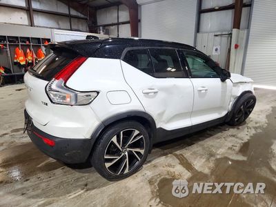 Trzecie zdjęcie samochodu z tyłu: 2021 VOLVO XC40 T5 R-DESIGN VIN:YV4162UM3M2461289 - miniatura