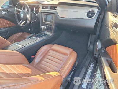 Zdjęcie 8 z 12 samochodu: 2010 FORD MUSTANG VIN:1ZVBP8AN3A5104612 - miniatura