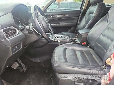 Zdjęcie 7 z 13 samochodu: 2019 MAZDA CX-5 GRAND TOURING VIN:JM3KFBDM9K1579008 - miniatura