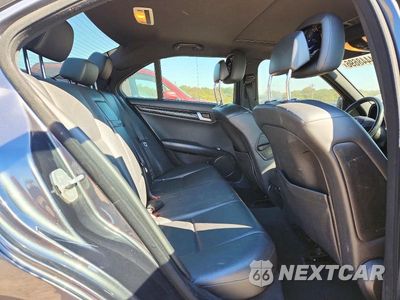 Zdjęcie 10 z 12 samochodu: 2009 MERCEDES-BENZ C 300 4MATIC VIN:WDDGF81X99F220275 - miniatura