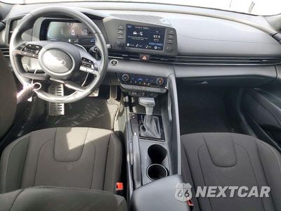 Zdjęcie 8 z 12 samochodu: 2025 HYUNDAI ELANTRA SEL SPORT VIN:KMHLM4DG1SU930058 - miniatura