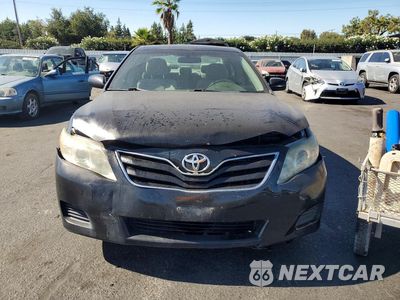 Piąte zdjęcie samochodu w środku: 2010 TOYOTA CAMRY LE VIN:4T1BF3EK3AU085893 - miniatura