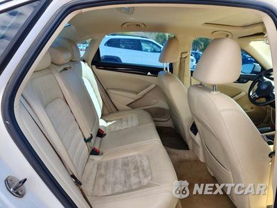 Zdjęcie 10 z 12 samochodu: 2014 VOLKSWAGEN PASSAT SEL VIN:1VWCN7A31EC097373 - miniatura