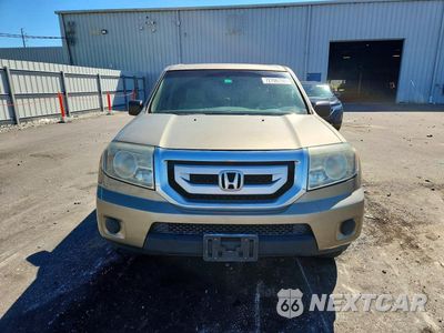 Piąte zdjęcie samochodu w środku: 2011 HONDA PILOT LX VIN:5FNYF4H24BB103165 - miniatura