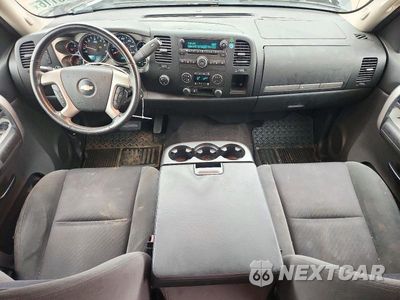 Zdjęcie 8 z 12 samochodu: 2009 CHEVROLET SILVERADO K1500 LT VIN:3GCEK233X9G279323 - miniatura