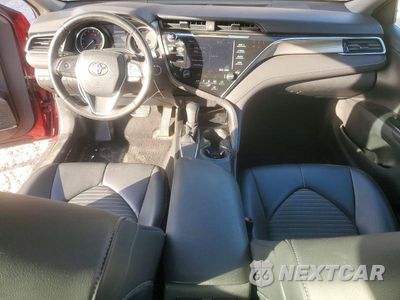 Zdjęcie 8 z 12 samochodu: 2018 TOYOTA CAMRY SE VIN:4T1B11HK4JU560983 - miniatura