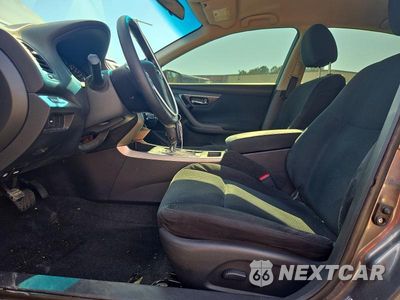 Zdjęcie 7 z 12 samochodu: 2015 NISSAN ALTIMA 2.5 S VIN:1N4AL3AP7FN380285 - miniatura
