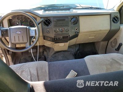 Zdjęcie 8 z 12 samochodu: 2008 FORD F250 SUPER DUTY VIN:1FTSX21508EB91735 - miniatura