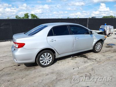 Trzecie zdjęcie samochodu z tyłu: 2012 TOYOTA COROLLA LE VIN:2T1BU4EE9CC784505 - miniatura