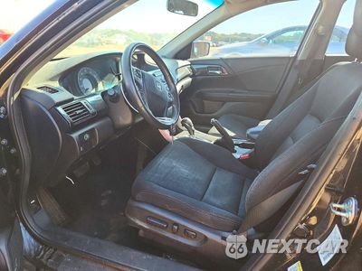 Zdjęcie 7 z 12 samochodu: 2015 HONDA ACCORD SPORT VIN:1HGCR2F59FA221151 - miniatura
