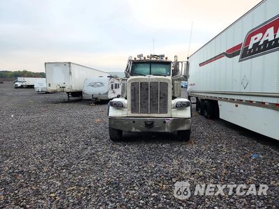 Piąte zdjęcie samochodu w środku: 2013 PETERBILT 388 VACUUM TRUCK VIN:1NPWL40X2DD185312 - miniatura