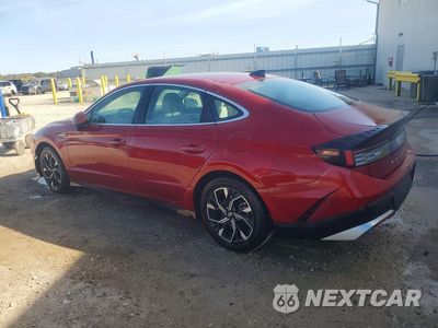 Drugie zdjęcie samochodu z przodu: 2025 HYUNDAI SONATA SEL VIN:KMHL64JA5SA456269 - miniatura